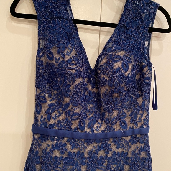 La Femme Gown - Picture 5 of 7